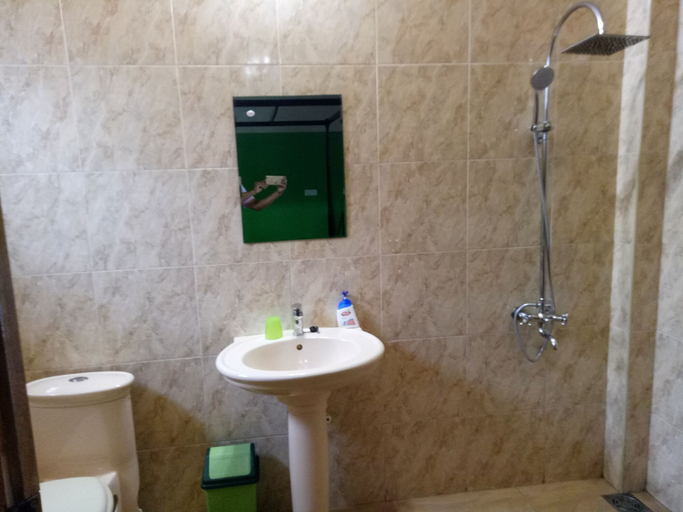 Bathroom 4, Palms Villa, Katana