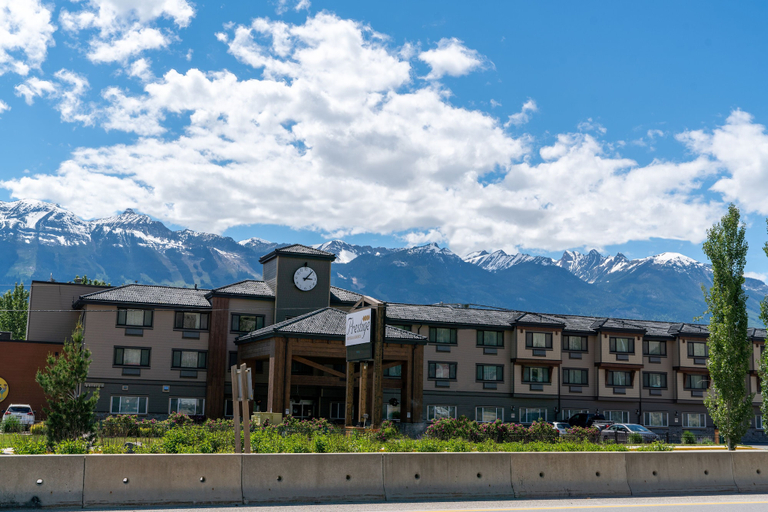 Exterior & Views 2, Prestige Golden Hotel, Columbia-Shuswap