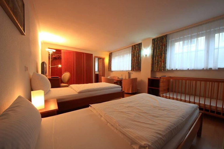 Bedroom 3, Altstadthotel Fürth, Fürth