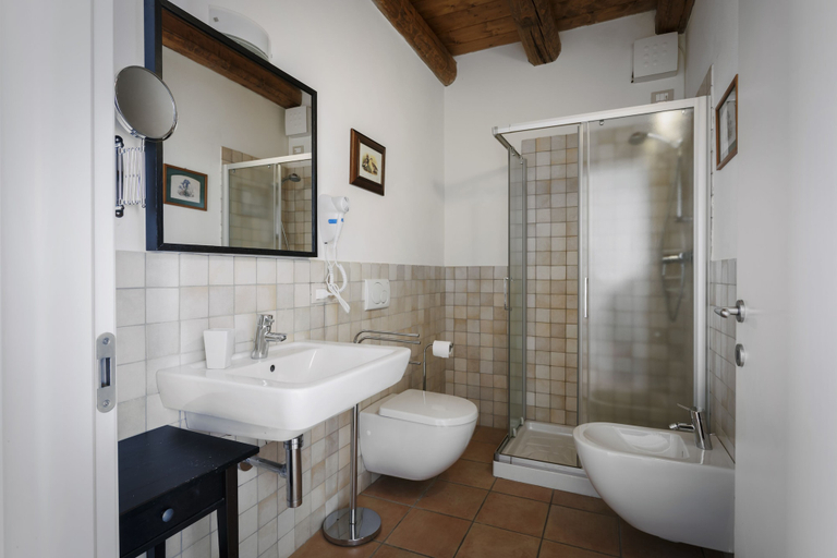Bathroom 5, Corte dei Soavi - Apartments, Verona