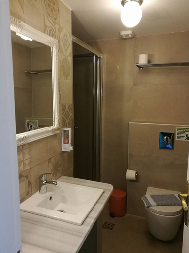 Bathroom 5, Rouda Bay Beach Hotel, Ionian Islands
