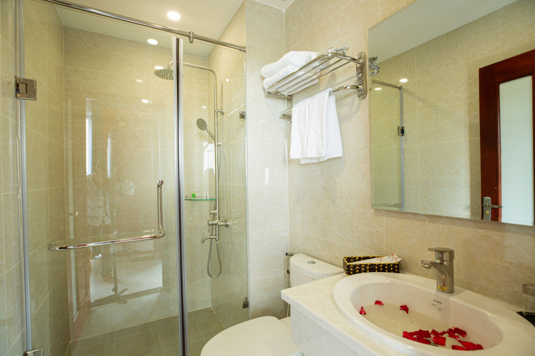 Bathroom 5, Stellar Hotel, Phú Quốc