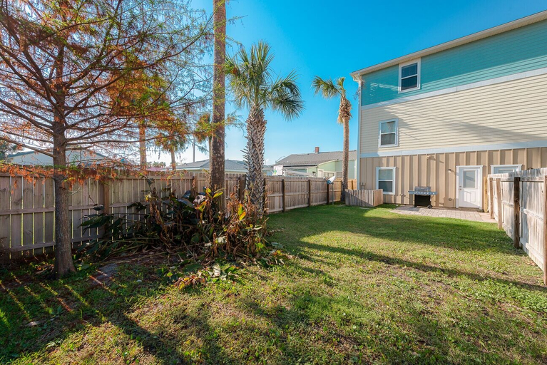 Exterior & Views 2, Luxury Living - Modern Beach Townhouse, Duval