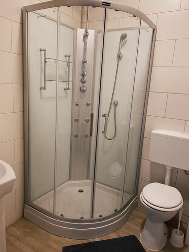 Bathroom 4, Pension Lavendel, Nordhausen