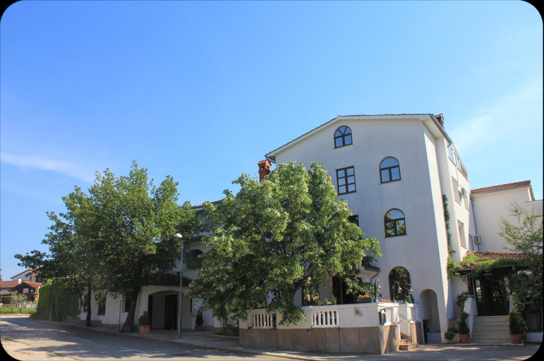 Exterior & Views 2, Gargamelo Pension, Poreč
