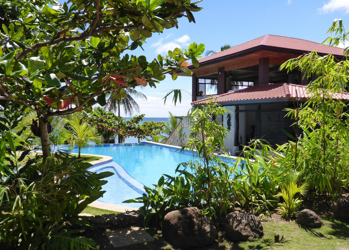 Sport & Beauty 3, Island View Beachfront Resort, Anda