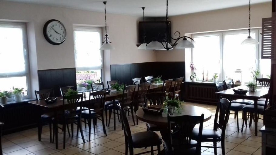 Food & Drinks 5, Hotel Neuzeit, Saarlouis