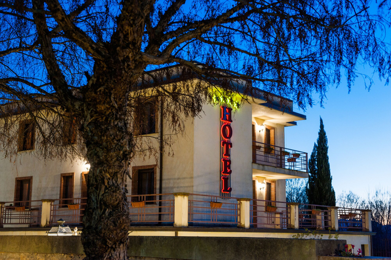 Exterior & Views 2, Hotel Al Ritrovo, Enna