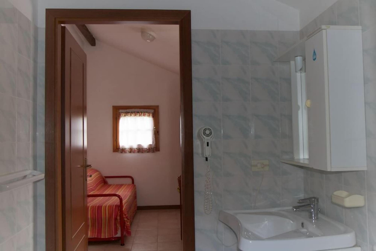 Bathroom, Bungalow Village Le Caravelle - by Mamberto S.r.l., Savona