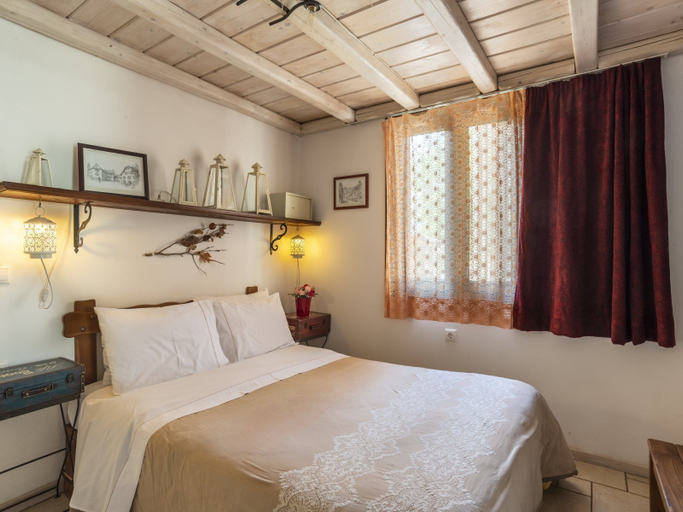 Bedroom 4, Ninemia Stay& Play, Central Greece