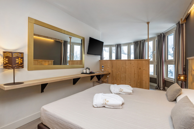 Bedroom 2, Hotel Piandineve, Brescia
