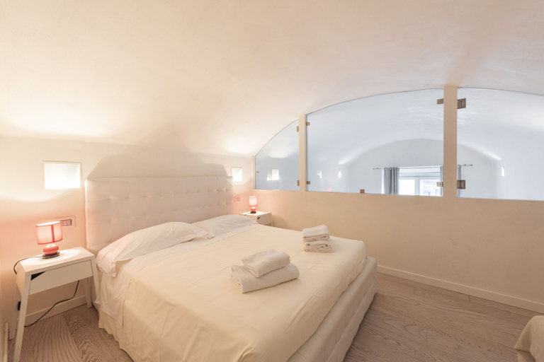 Room 2, Le Grazie Luxury Apartment by Mmega, Florence
