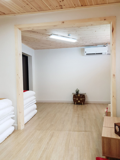 Bedroom 2, Dal Garam Guesthouse, Gangneung