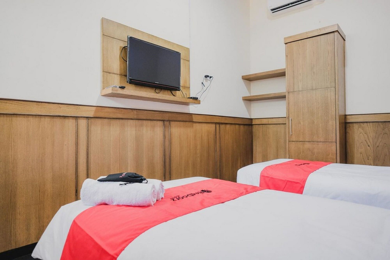 Bedroom 3, RedDoorz Plus @ Jalan Dr. Cipto Mangunkusumo Lampung, Bandar Lampung