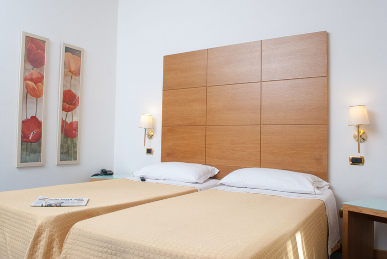 Bedroom 4, City Hotel, Napoli