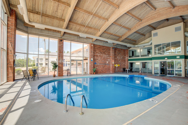 Howard Johnson by Wyndham Branson Theatre District, Taney