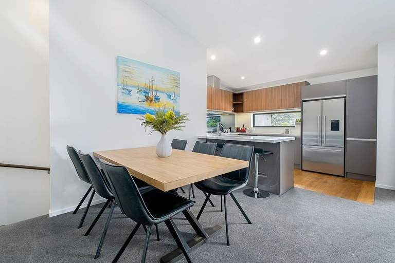 Others 4, Bright, Modern, Plush - Brand New Townhouse, Queenstown-Lakes
