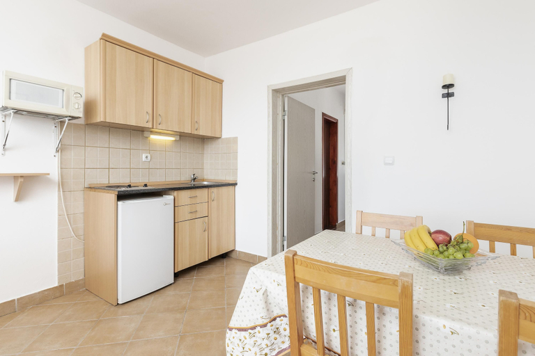 Others 4, Crystal Sky Apartments