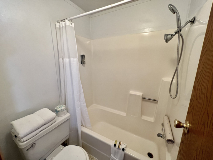 Bedroom 3, Border Inn Casino, Millard
