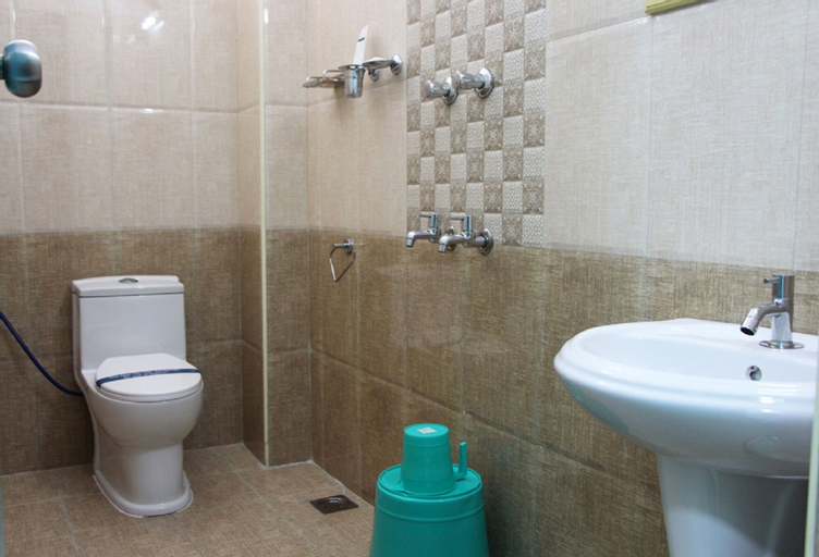 Bedroom 4, Grand Pacific, Viluppuram