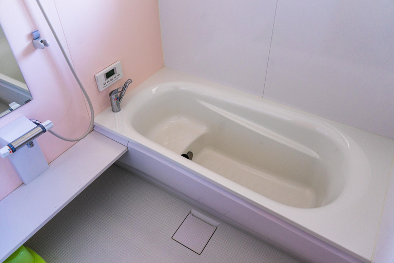 Bathroom 3, mame an, Tamba