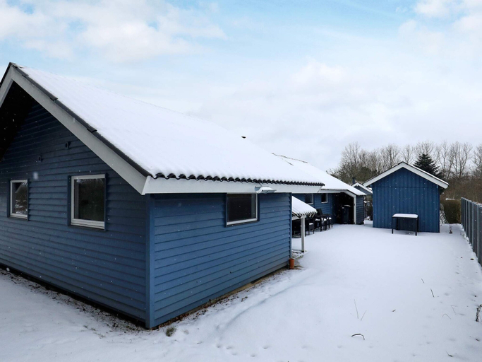 Exterior & Views 2, 5 Star Holiday Home in Esbjerg V, Esbjerg