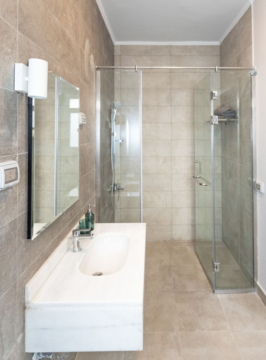 Bathroom 3, Prime Select The Crown, Unorganized in Al Jizah