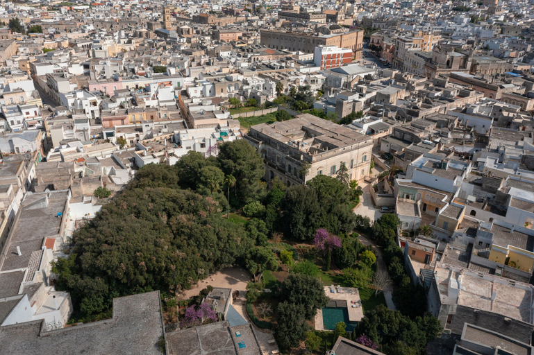 Exterior & Views 2, Palazzo Donna Elisabetta -Guest House, Taranto