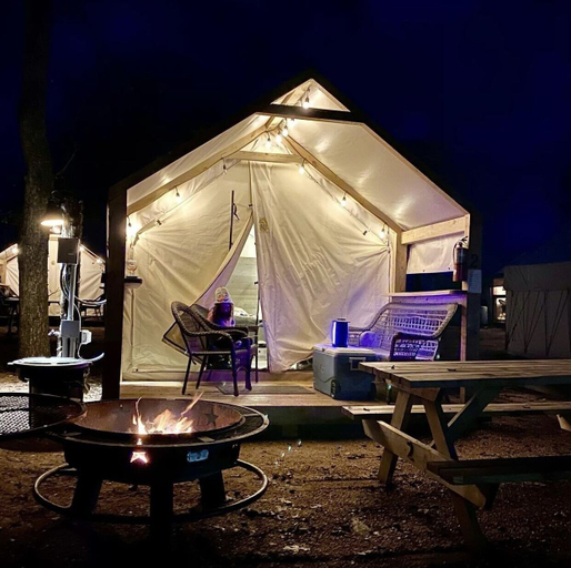 Others 4, Son's River Ranch Glamping Cabin 24, Guadalupe