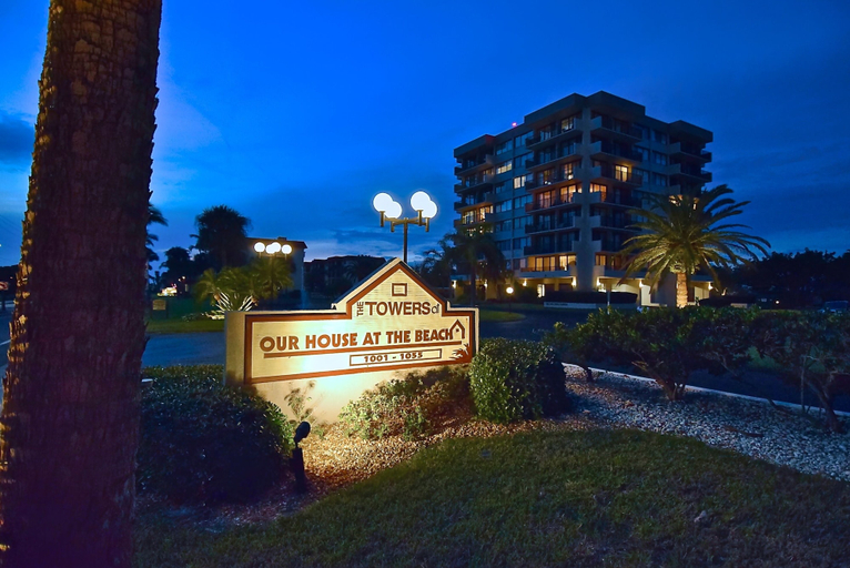 Exterior & Views 2, Our House at the Beach by Beachside Mgt, Sarasota
