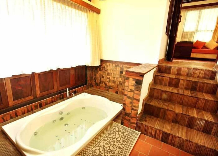 Bathroom 3, Vythiri Resort, Wayanad