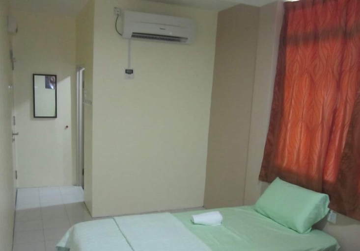 Bedroom 3, Best Seven Motel, Langkawi