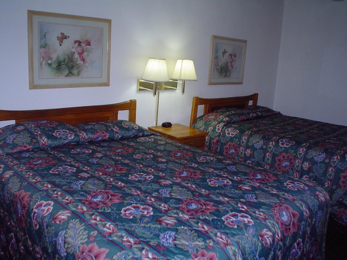 Bedroom 2, Avenue Motel, Chelan