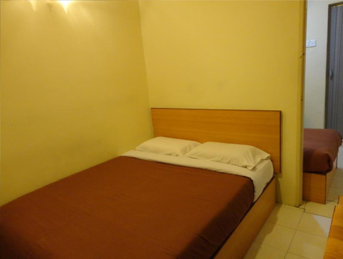 Bedroom 2, Hotel Suria, Port Dickson