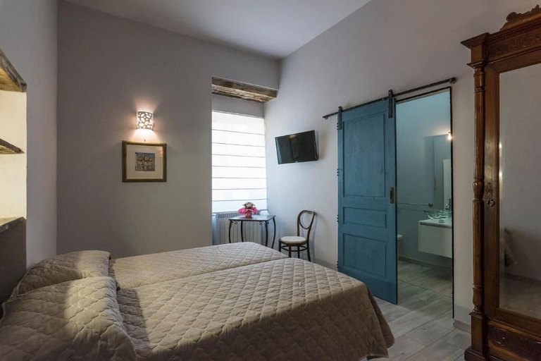 Bedroom 2, B&B Villa Alemi, Potenza