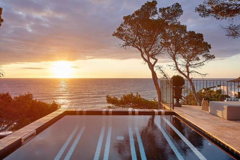 Sport & Beauty 5, Villa Punta Maisi, Girona