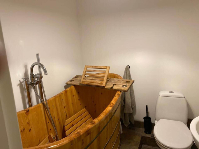 Bathroom 3, 2-bed Cottage in in Welsh Valley Nr Swansea, Neath Port Talbot