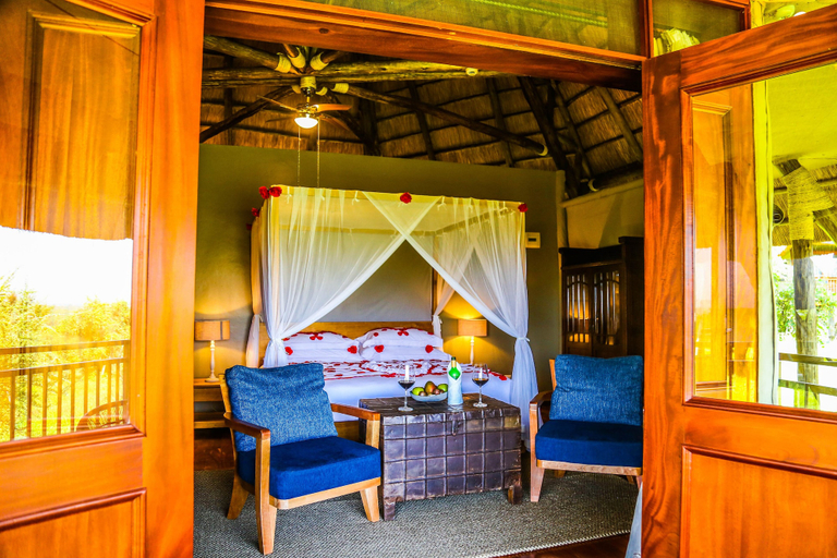 Bedroom 2, Kigambira Safari Lodge, Nyabushozi