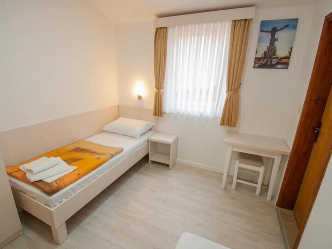 Room 4, Pansion Obala, Herzegovina-Neretva