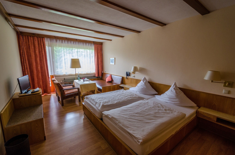 Bedroom 3, Wagners Hotel im Fichtelgebirge, Bayreuth