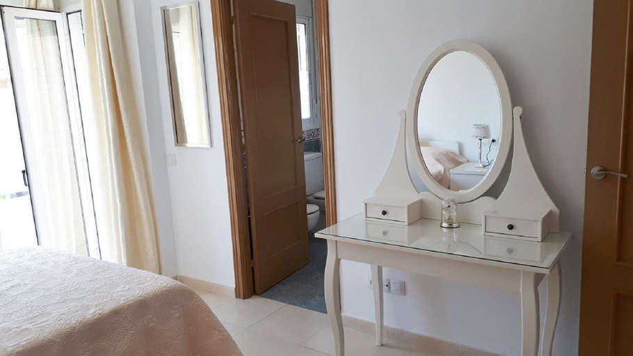 Bedroom 3, Villa Munich, Tarragona