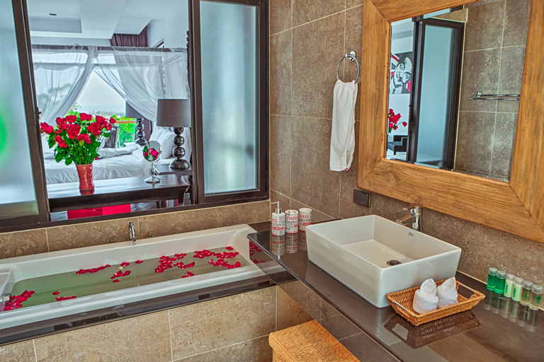Bathroom 5, Grand Villa Luxury Time Phuket, Phuket Island