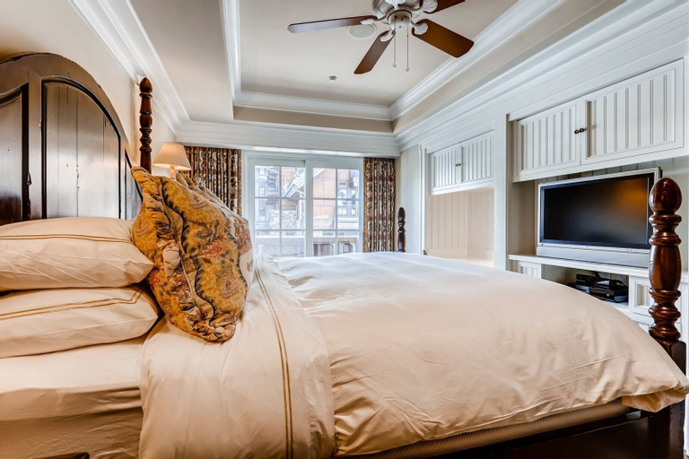 Bedroom 4, Vail VLG One Willow 3bd-minu, Eagle