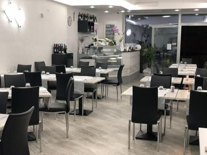 Food & Drinks 5, Bed and Breakfast Brezza Marina e Ristorante Shoreline, Ragusa