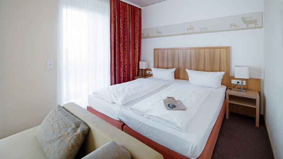 Bedroom 4, Landhotel Klingerhof, Aschaffenburg
