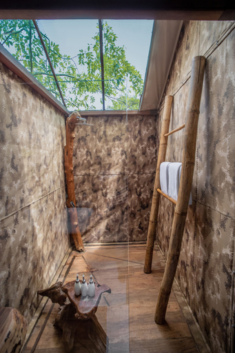 Bathroom 4, Leopard Safaris Yala, Katharagama