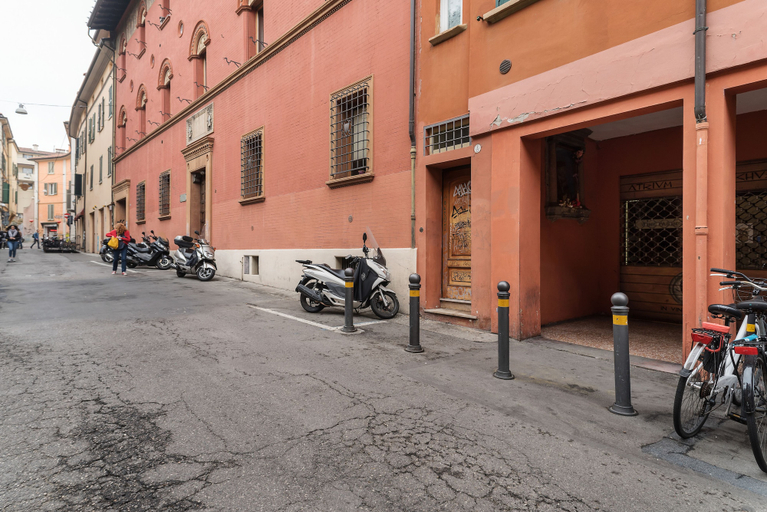 Exterior & Views, Bologna Central Studio, Bologna