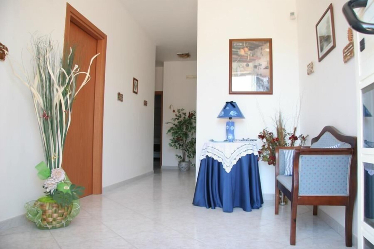 Others 5, Villa Choco, Ragusa
