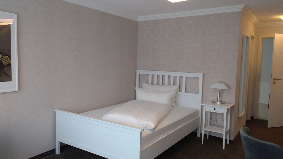 Bedroom 3, artHotel Bremen, Bremen