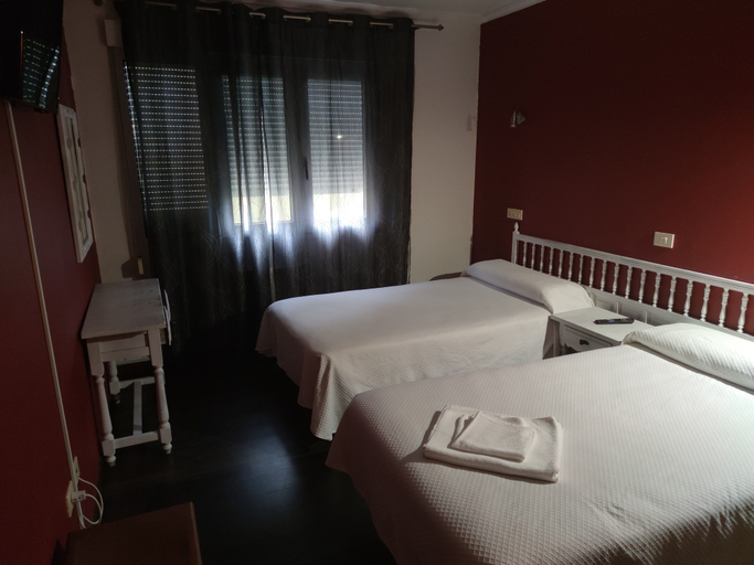 Bedroom 4, Hotel Orillamar, A Coruña